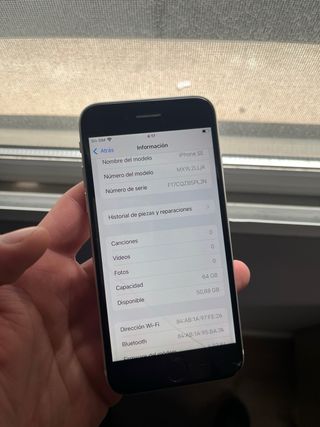 iPhone SE 2022 Argento