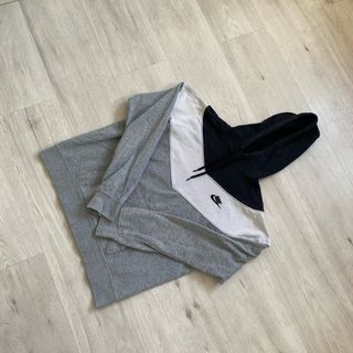 Sudadera Nike Gris, Blanca y Negra