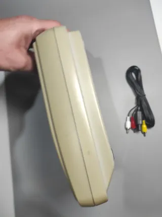 Super Famicom com cabo AV e comando