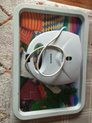 Sandwichera Taurus Phoenix y bandeja de regalo