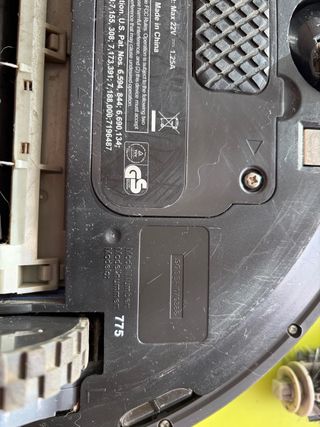 Robot Aspirador Roomba 775