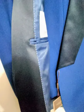 Smoking uomo blu con revers in raso