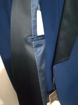 Smoking uomo blu con revers in raso