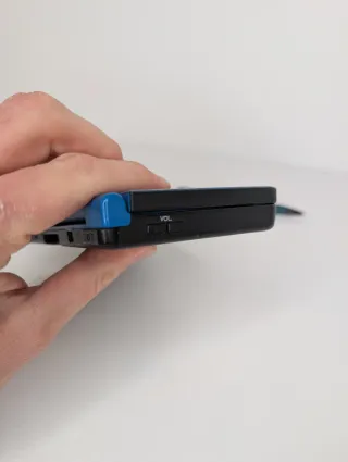 Nintendo DSi XL Blu + Stylus e Cartuccia