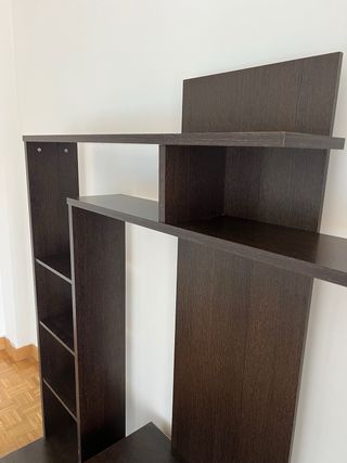 Mueble salón modular oscuro y blanco