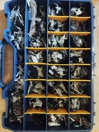 Miniaturas Warhammer y reino de los anillos