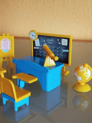 Escuela para muñecos tamaño Sylvanian