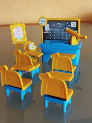 Escuela para muñecos tamaño Sylvanian