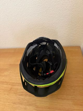 Casco de bici Rockrider amarillo