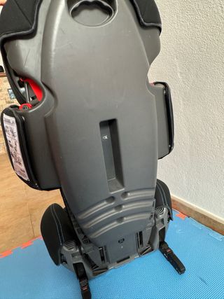 Silla coche Takata rosa casi nueva