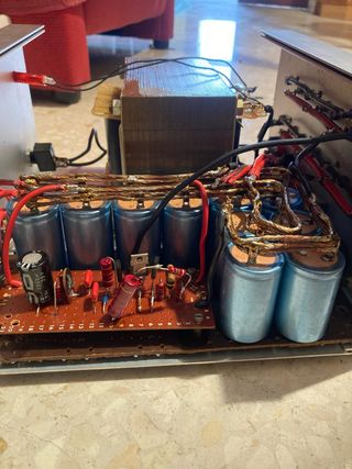 Fuente de alimentación lineal de alta corriente