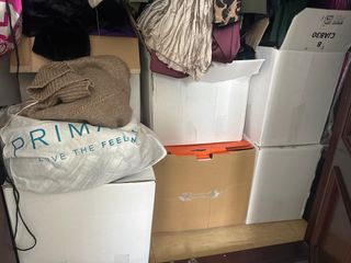 Lote Ropa de mujer y hombre .