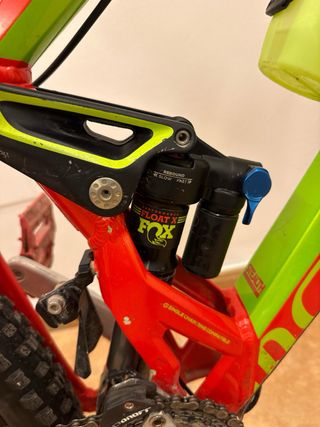 Bicicleta enduro Mondraker Dune R