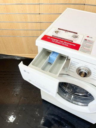 LAVADORA LG 8KG 1200RPM A+++. ENVÍO