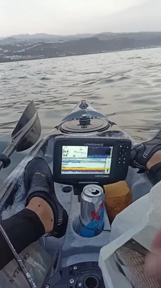 Kayak de pesca con remo