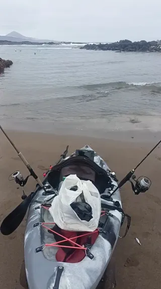 Kayak de pesca con remo