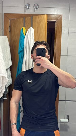 Camiseta Under Armour  Negra y 2 tirantes