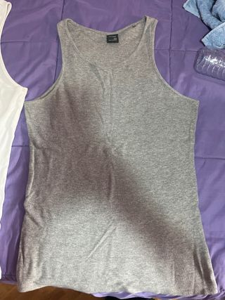 Camiseta Under Armour  Negra y 2 tirantes