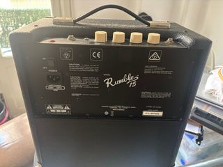 Amplificador Fender Rumble 15
