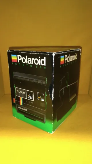 Cámara Polaroid Pronto 600