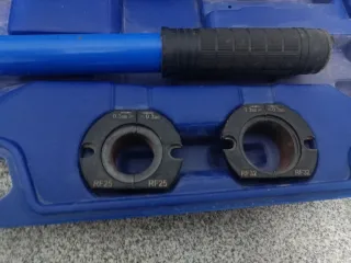 Prensadora multicapa tuberías con maletín