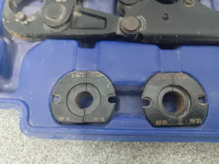 Prensadora multicapa tuberías con maletín