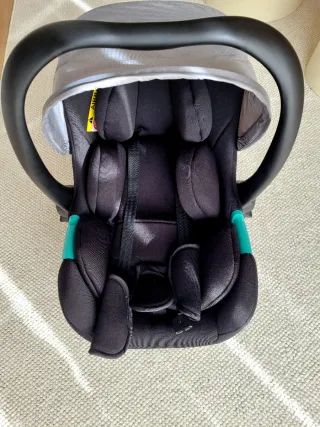 Silla de coche para bebé negra