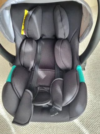 Silla de coche para bebé negra