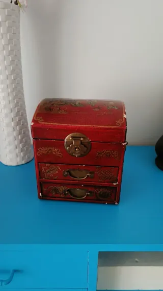 Joyero Oriental Rojo y Dorado