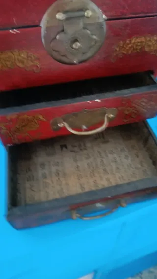 Joyero Oriental Rojo y Dorado