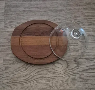 Quesera de madera y cristal