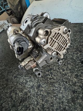 Bomba inyeccion toyota 0445010134