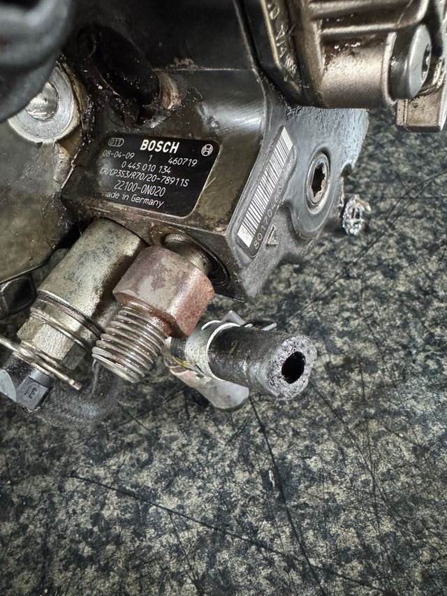 Bomba inyeccion toyota 0445010134