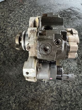 Bomba inyeccion toyota 0445010134