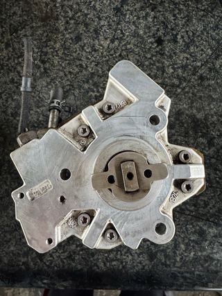 Bomba inyeccion toyota 0445010134