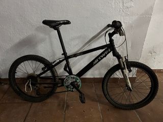 Bicicleta Btwin Negra Ruedas 20