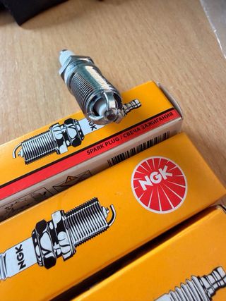 Juego 4 Bujías NGK LTR6B-10T