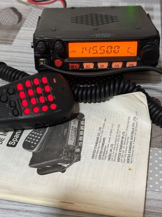 YAESU FT-1900 VHF Transceptor Radio