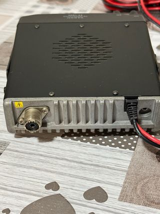 YAESU FT-1900 VHF Transceptor Radio