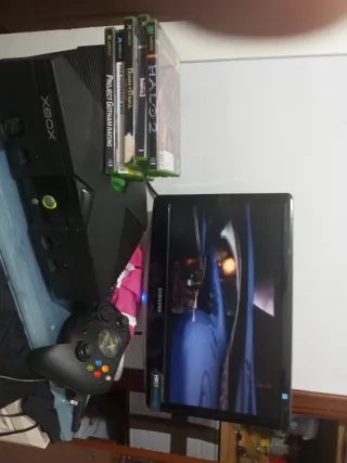 Xbox Clásica Negra con Juegos