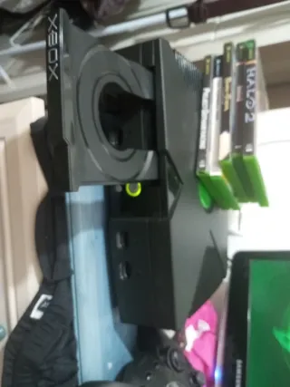 Xbox Clásica Negra con Juegos