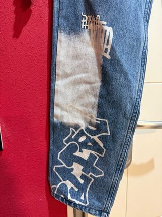 Pantalón vaquero Patta graffiti