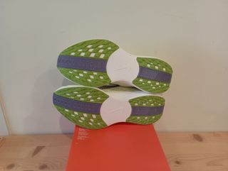 Nike (41 EU) Pegasus Plus Amarillo