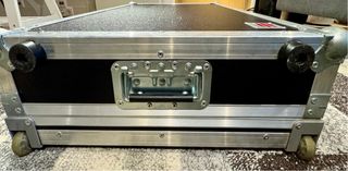 Pioneer XDJ-RX2 com flightcase Santosom