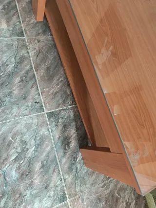 Mesa de salón madera y cristal