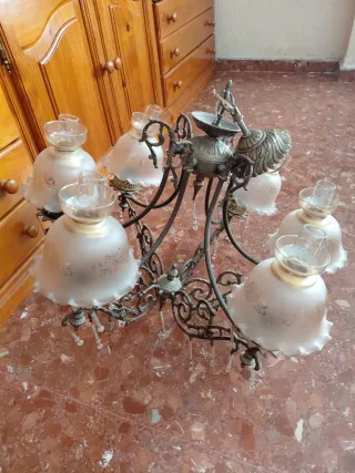 Lámpara de salón 6 luces con tulipas bronce