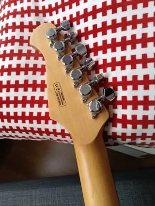 Guitarra Harley Benton Fusion II