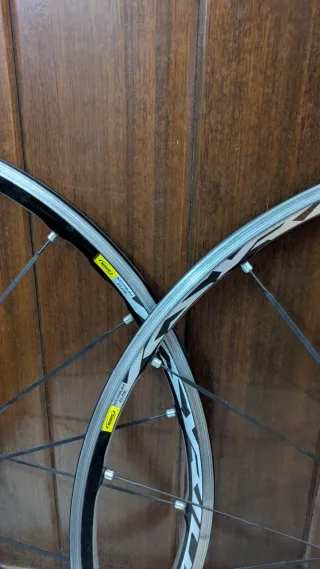 Juego llantas Mavic Ksyrium Elite 700c carretera