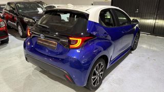 Toyota Yaris 1.5 120H STYLE 08/2021