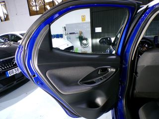 Toyota Yaris 1.5 120H STYLE 08/2021